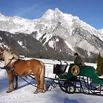 Xanderhof Vakantieboerderij Leutasch